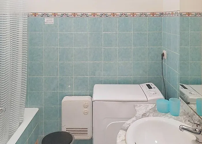 T2 A Avec Piscine Et 5 Couchages - Fr-1-610-106 * Bormes-les-Mimosas